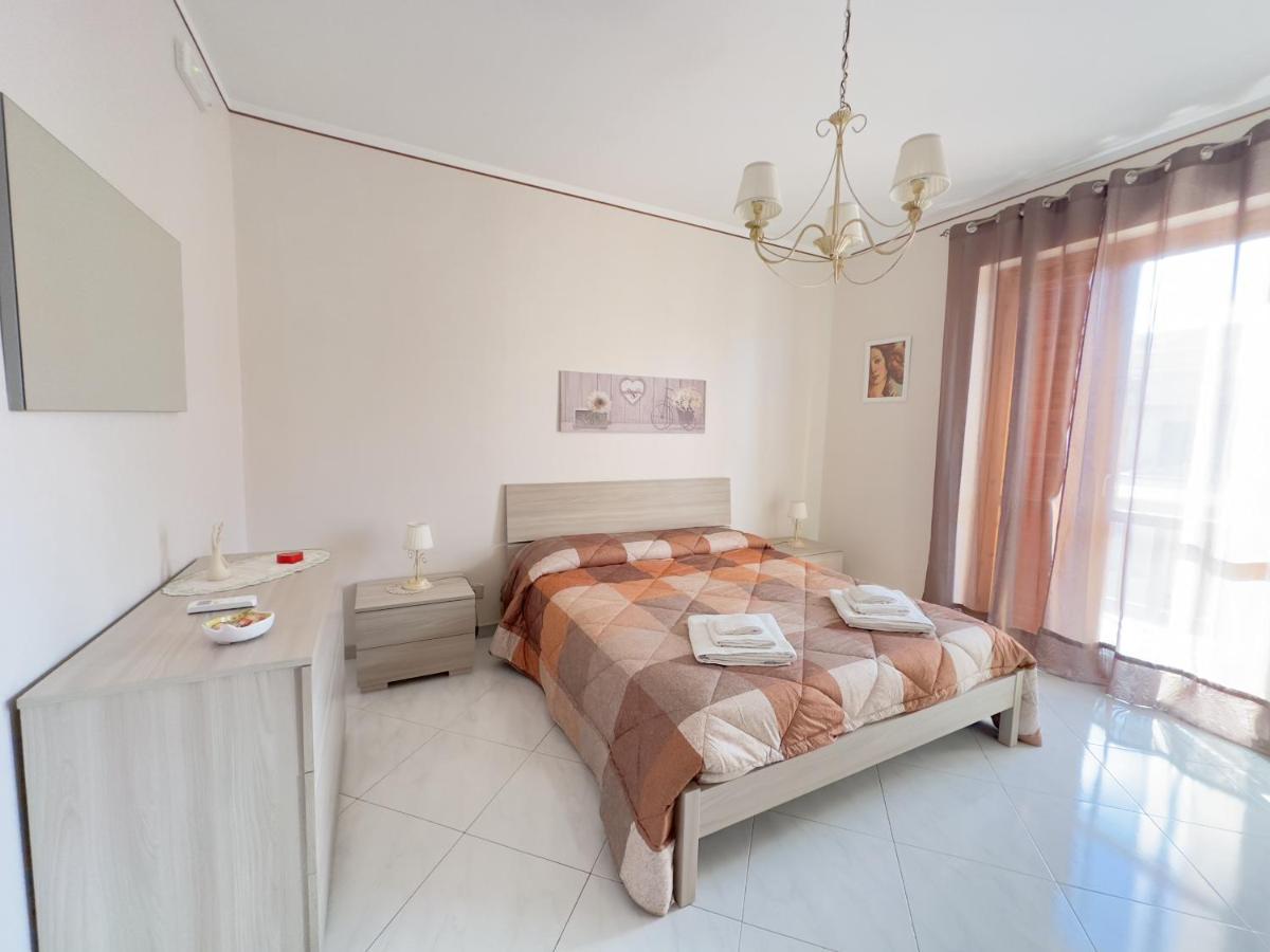 La Pigna Delle Aci Apartment أتشيريالي المظهر الخارجي الصورة