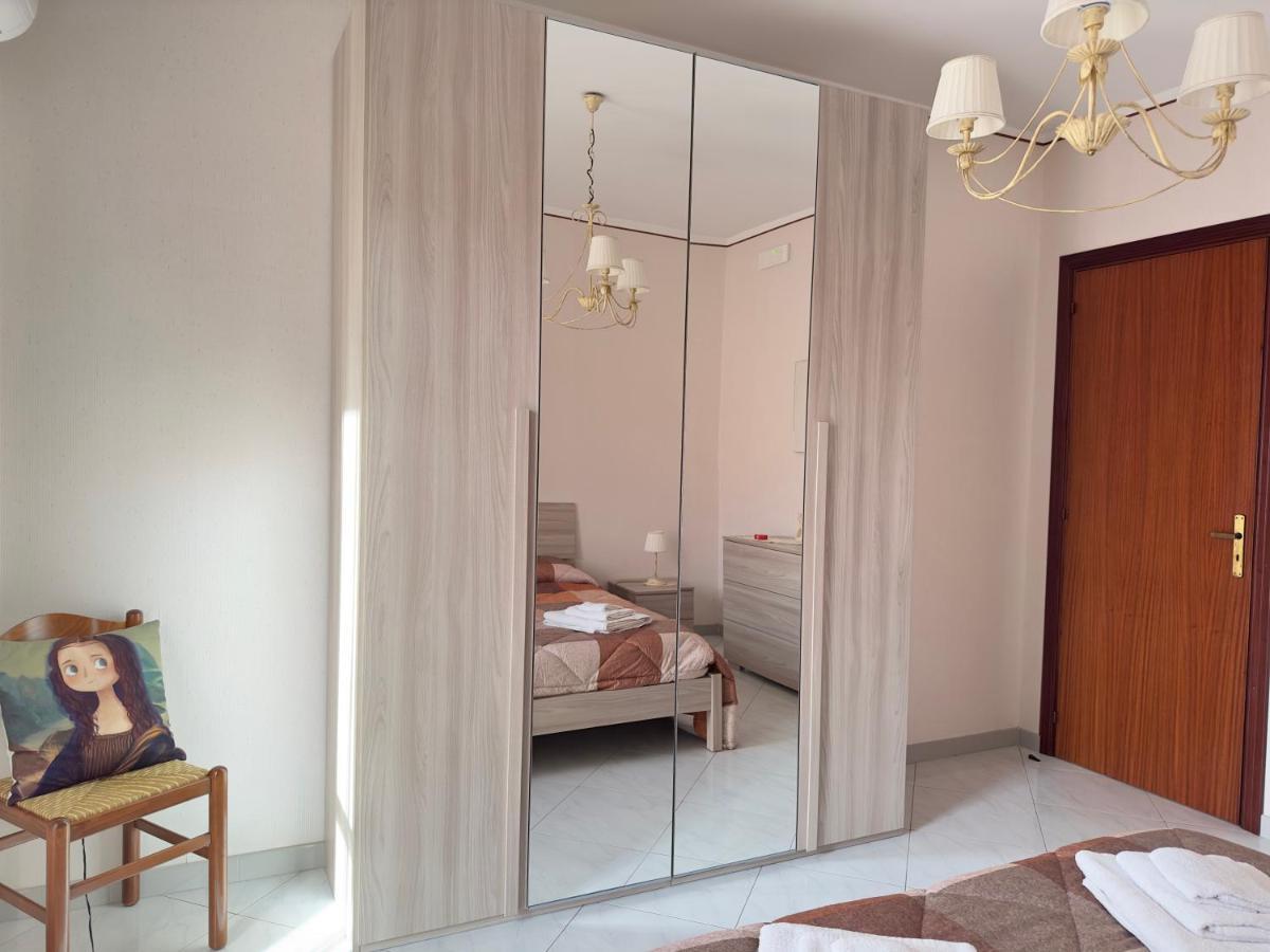 La Pigna Delle Aci Apartment أتشيريالي المظهر الخارجي الصورة