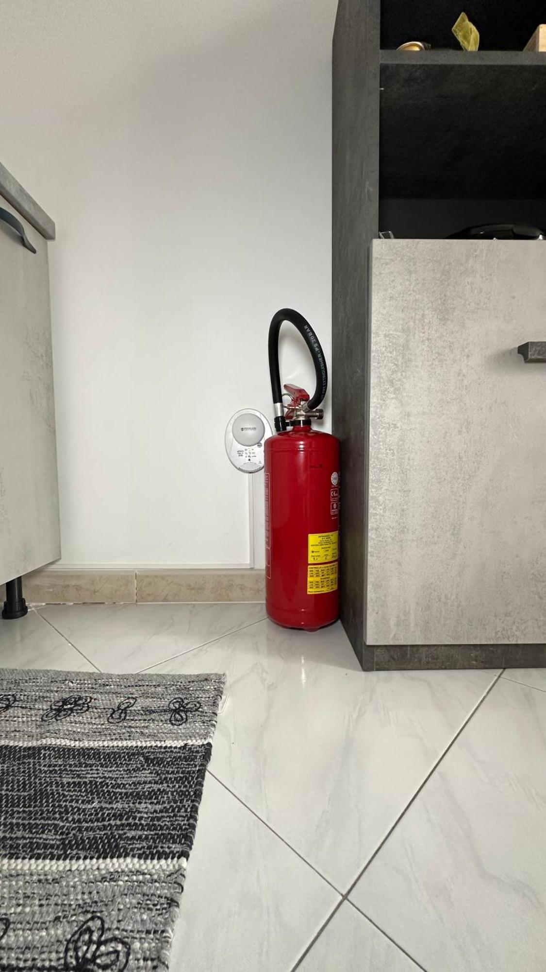 La Pigna Delle Aci Apartment أتشيريالي المظهر الخارجي الصورة